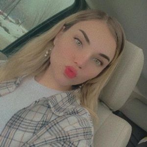 Meet your Posher, Jazmine